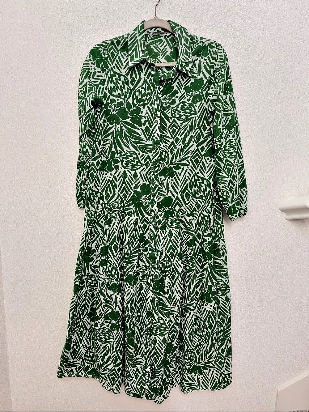 Zara Green and White Printed Maxi Shirt Dress Medium 100% Cotton S